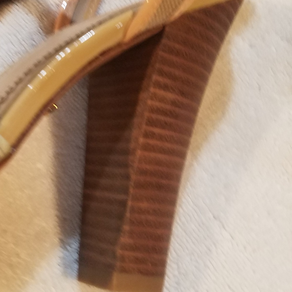 Heels - Picture 5 of 6